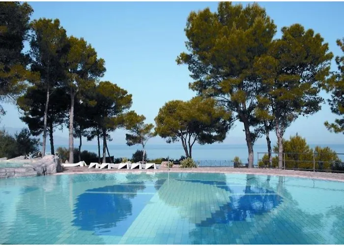 Hotel Cdshotels - Citta Del Mare 4*