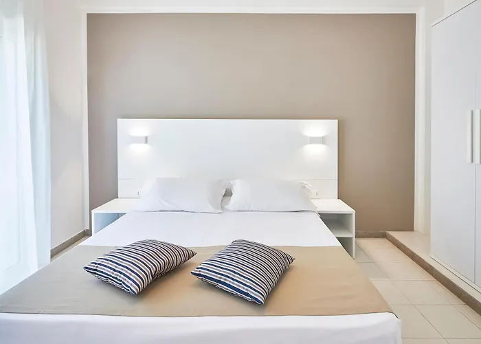 Hotel Cdshotels - Citta Del Mare 4*