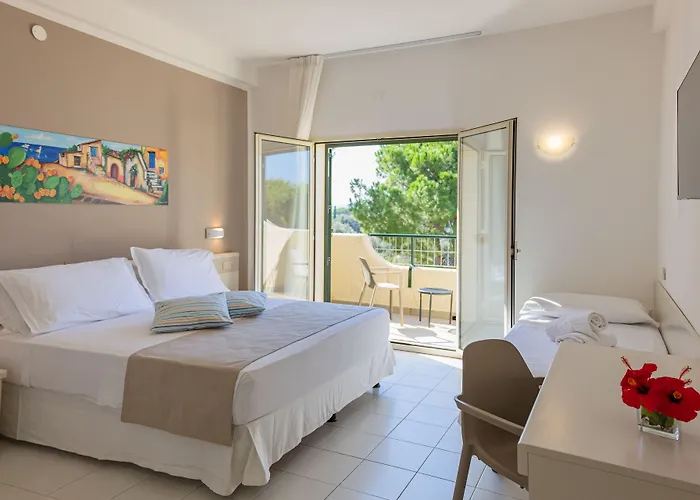 Hotel Cdshotels - Citta Del Mare 4*